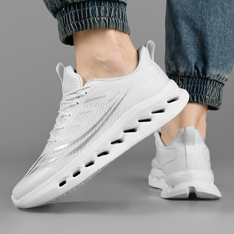 QF179931 Low-Top Street Running Trainers