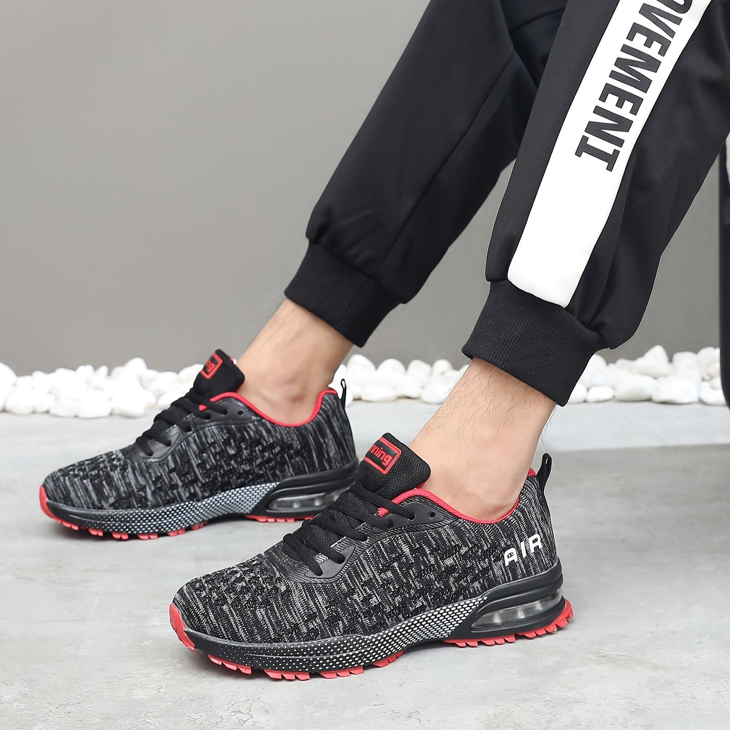 WR1710 Air Men’s Mesh Low-Top Sneaker