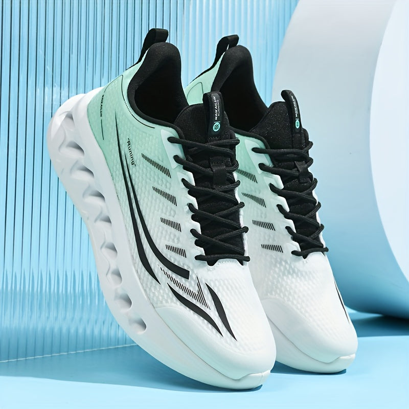 QF179931 Low-Top Street Running Trainers