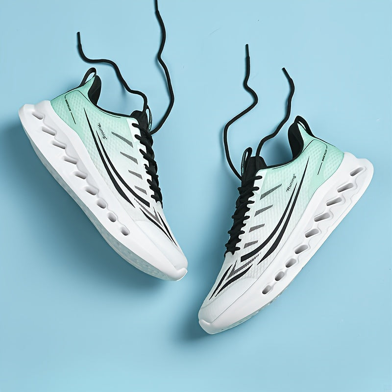 QF179931 Low-Top Street Running Trainers